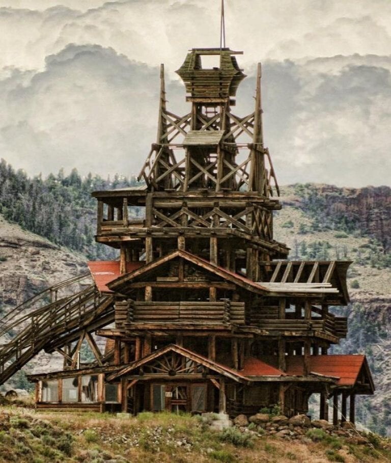 Призрачный дом Смита, поглотивший своего создателя