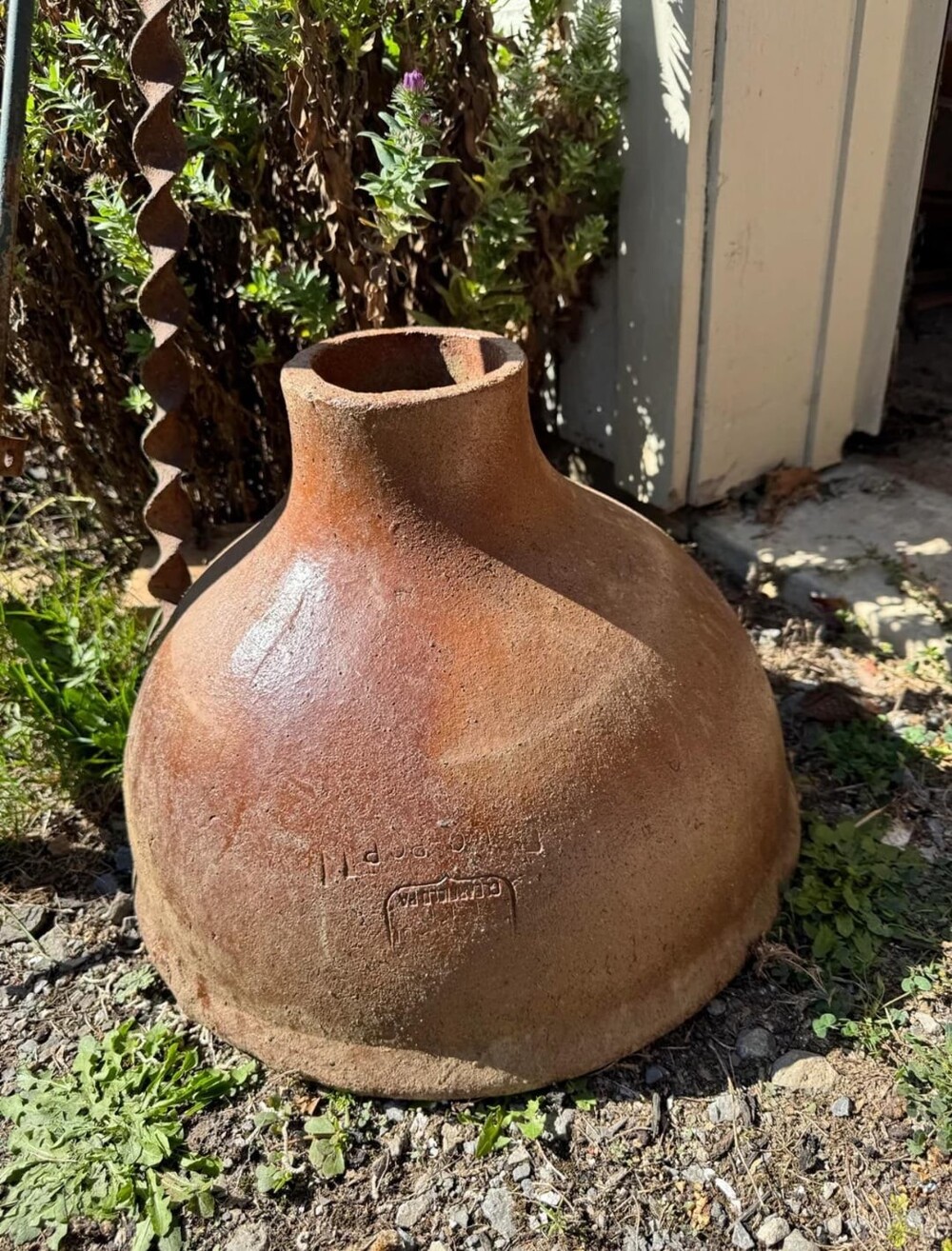 9. Тяжёлый предмет в форме колокола