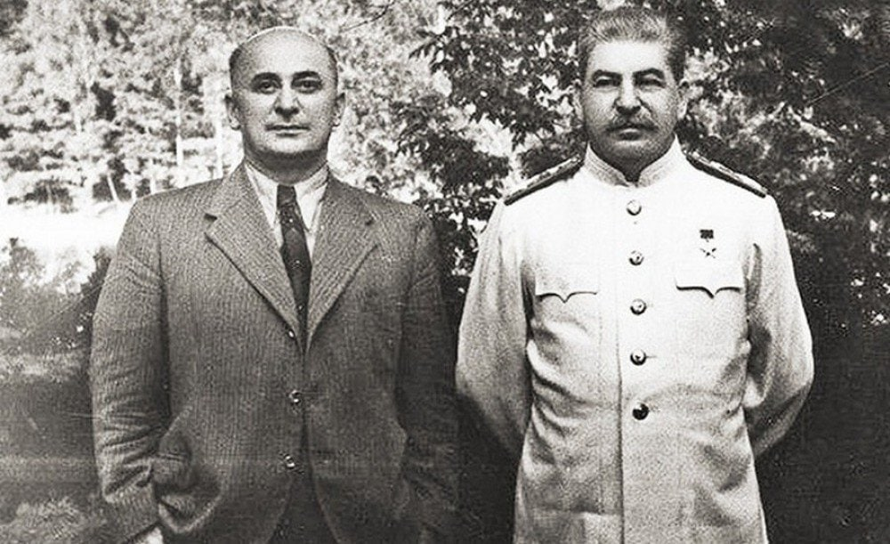 Почему Грузия так богато жила при СССР? Объясняю по-простому Почему Грузия так богато жила при СССР? Объясняю по-простому