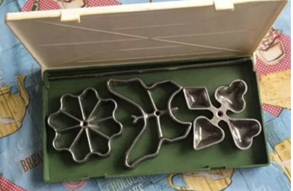 Форма для хвороста