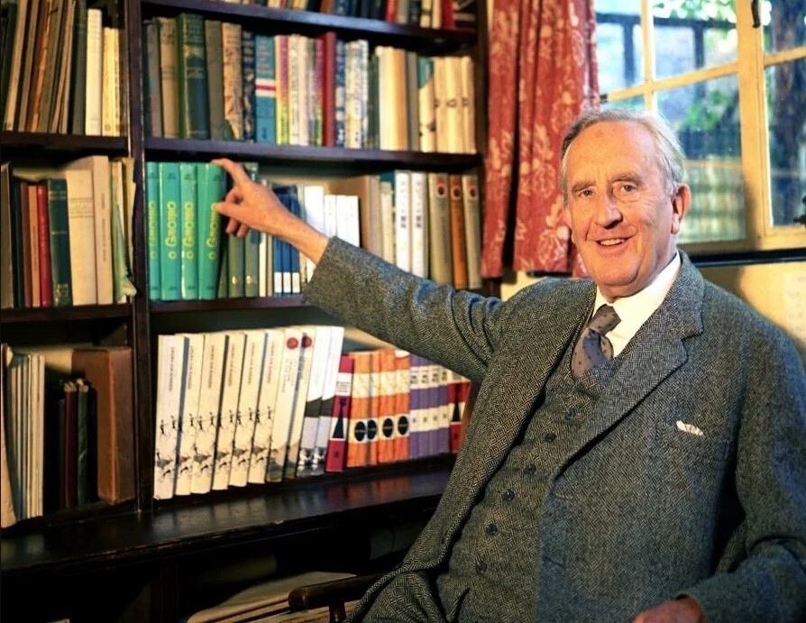 Толкин начинал писать продолжение "Властелина колец"