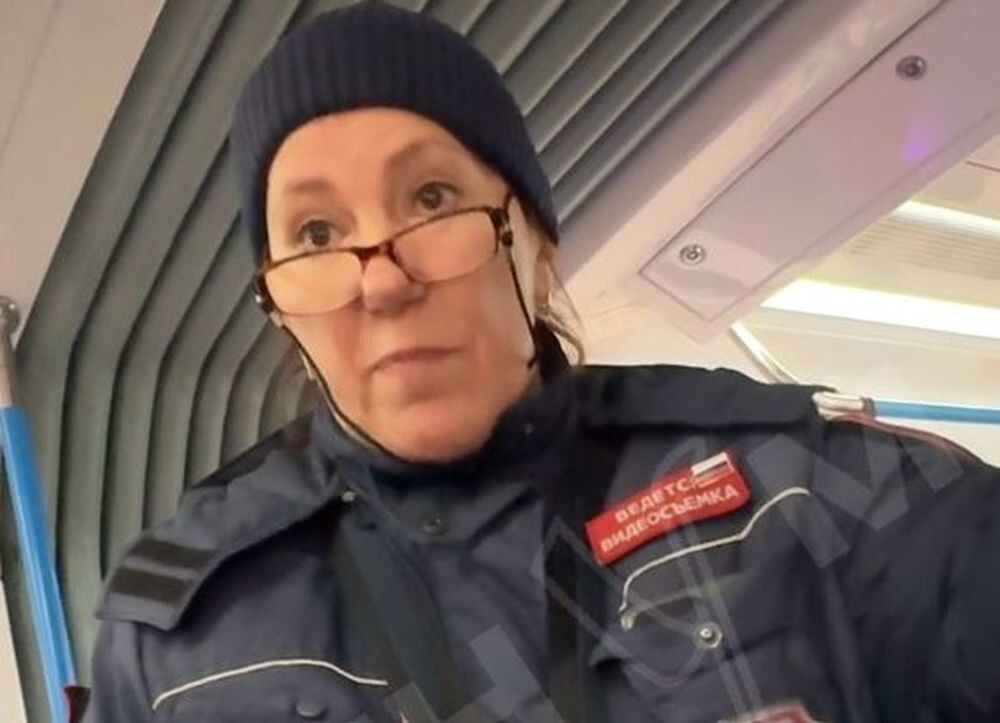 В Москве контролер высадила из трамвая мать с двумя маленькими детьми