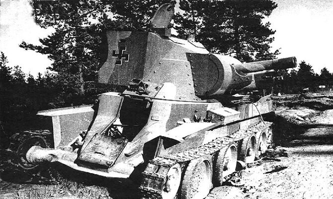 Недотанк-недосамоходка БТ-42