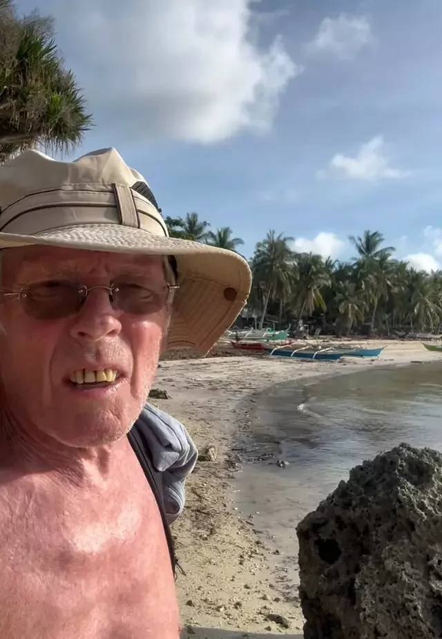 Британец чудом остался жив после съёмки на пляже