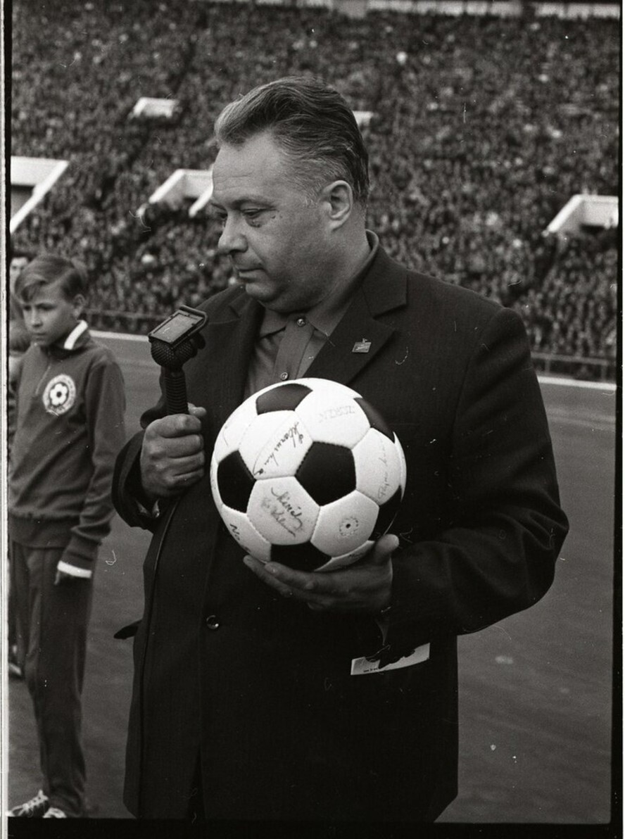 Николай Озеров