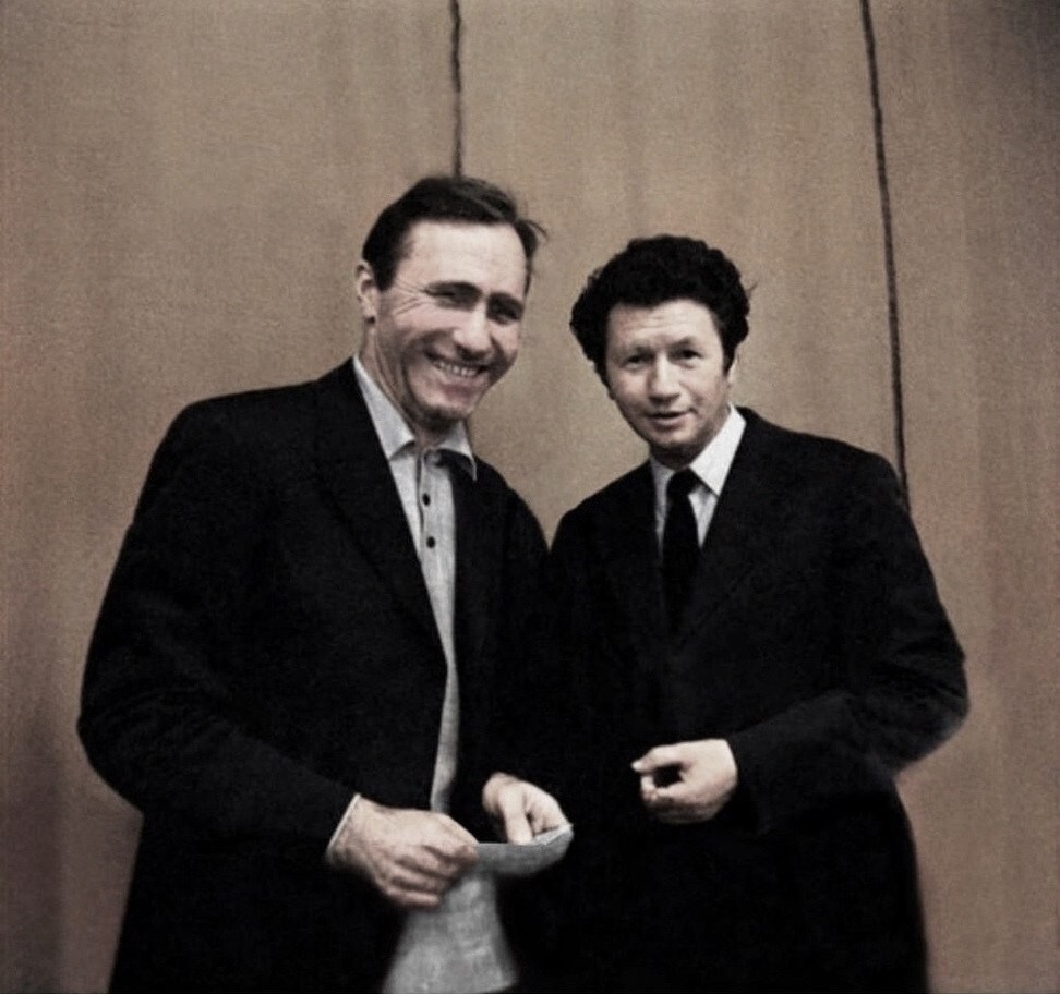 Вacилий Шyкшин и Лeoнид Быков, 1974 год