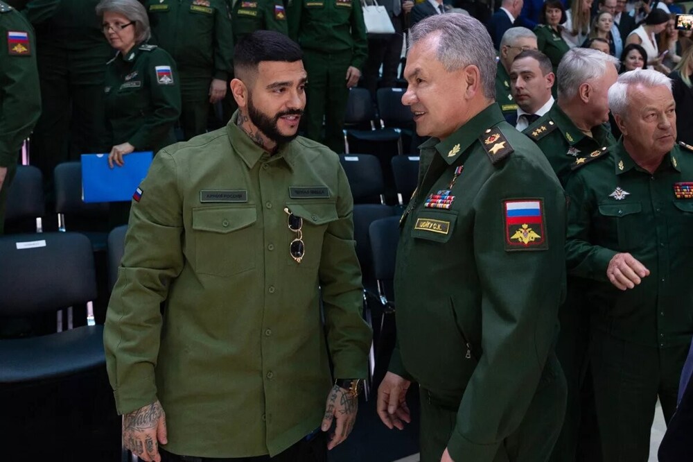 Знаменитости, которые «откосили» от армии