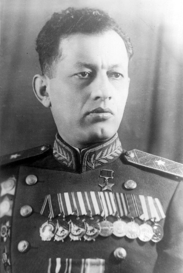 Люди из стали. Амазасп Бабаджанян