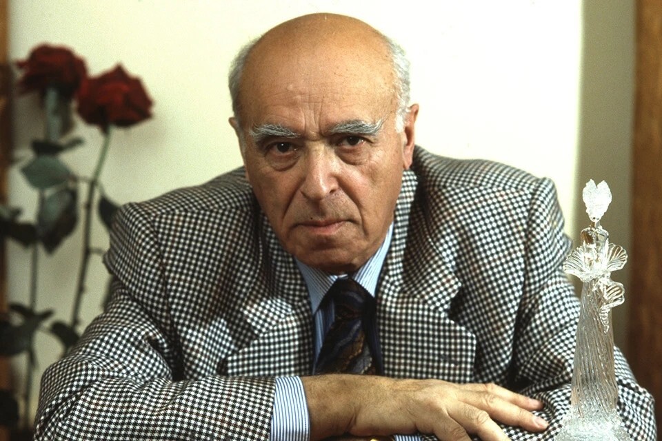 Владимир Этуш