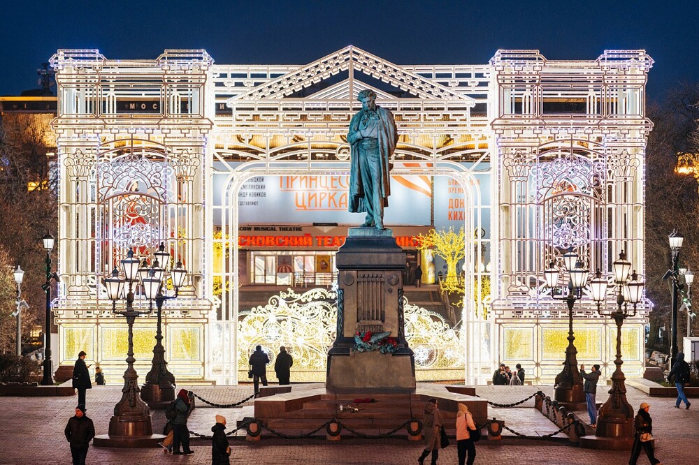 Самые красивые новогодние места в Москве