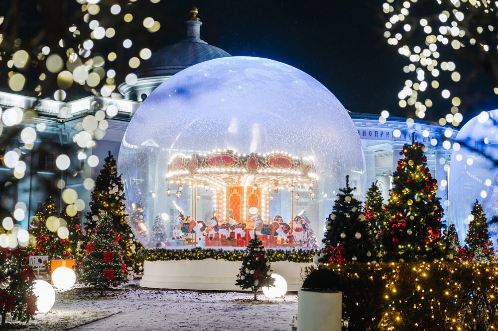 Самые красивые новогодние места в Москве