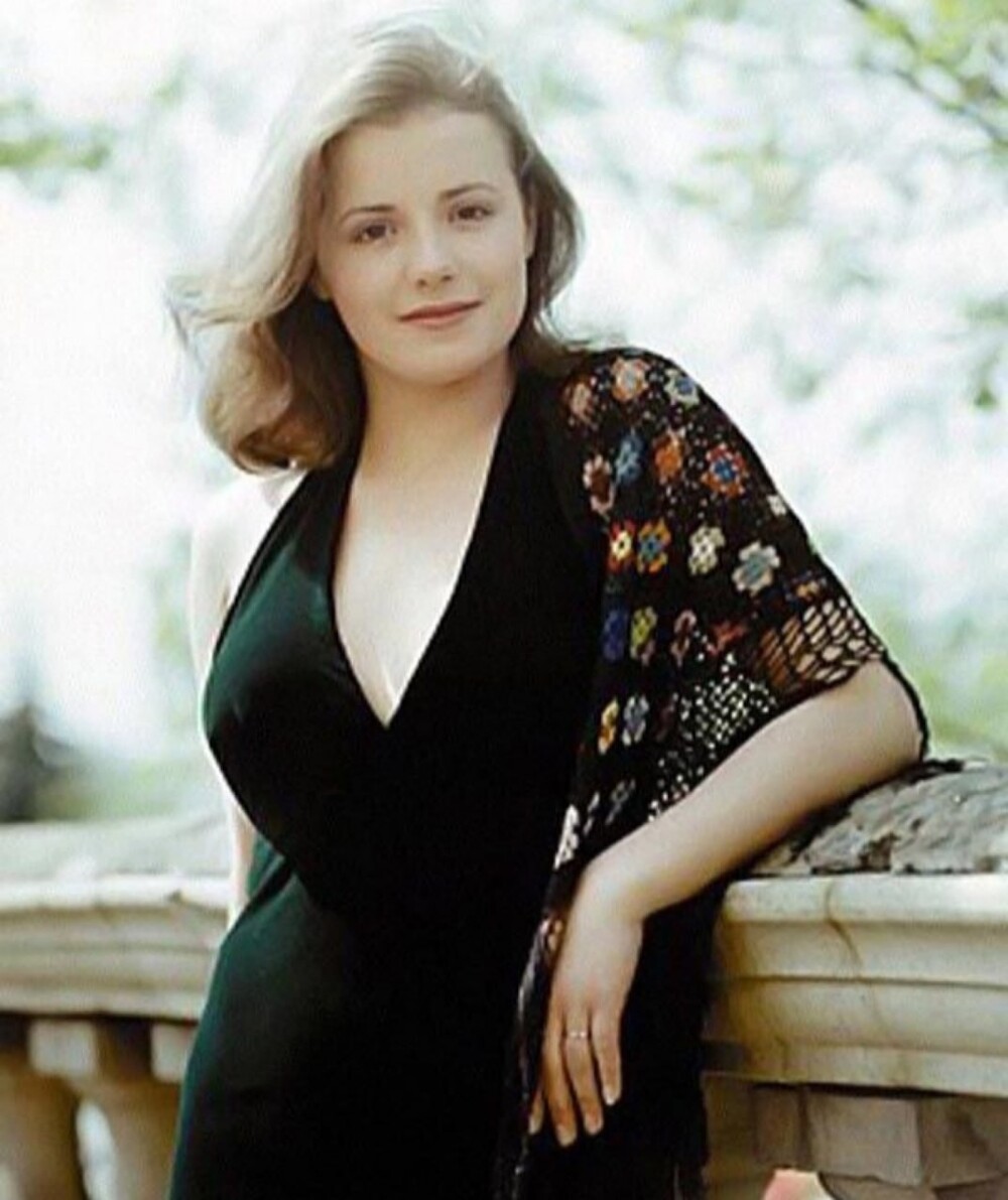 Елена Цыплакова