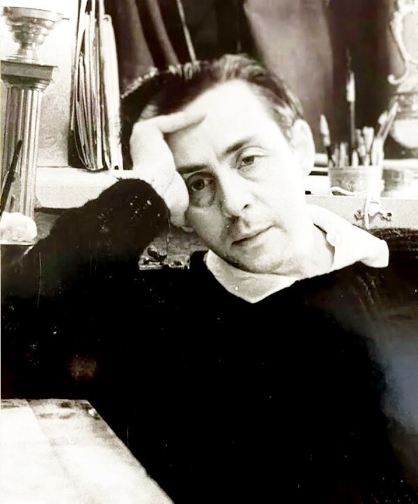 Он был един в шести лицах