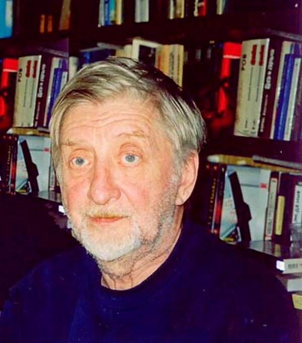 Он был един в шести лицах
