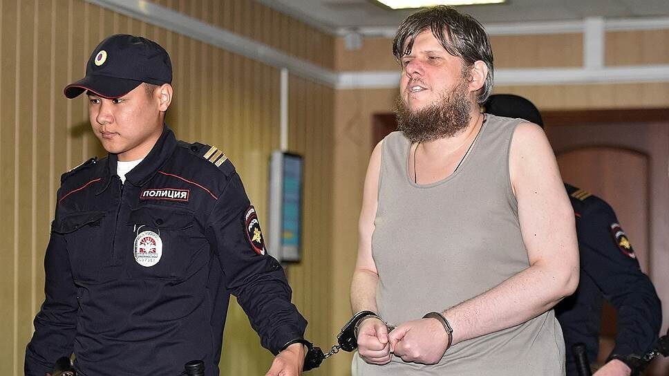 «Бог Кузя»: как в современной России появился «пророк» с телевизором и почему в него кто то верил