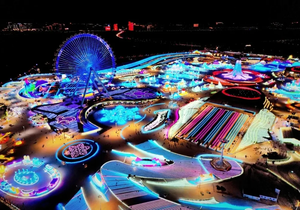 Хрустальный мегаполис на Сунгари: Как китайские мастера превратили 400 тысяч тонн льда в чудо