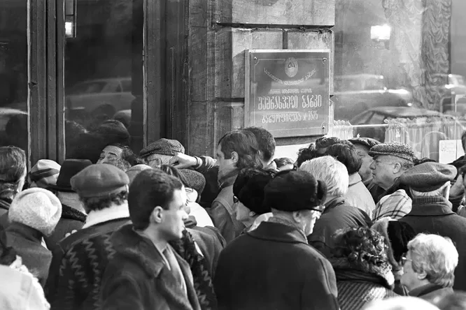 Павловская реформа: как в январе 1991 года в СССР отменили банкноты номиналом 50 и 100 рублей