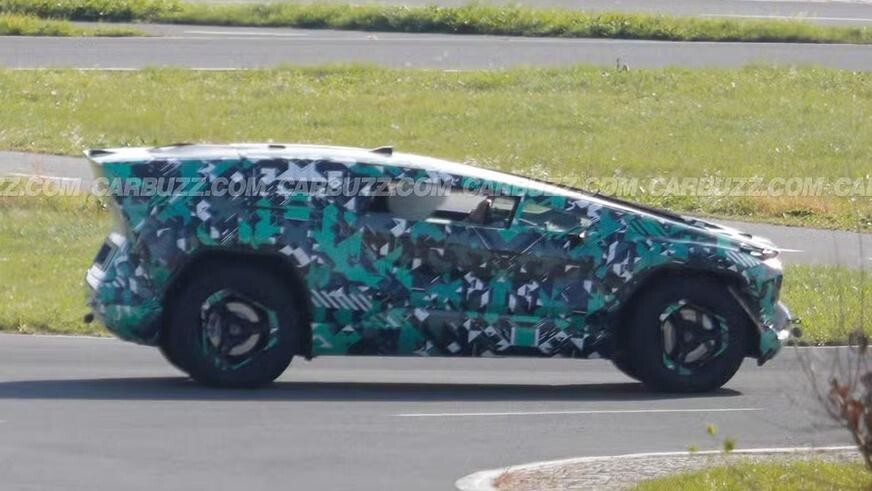 Прототип электромобиля из Саудовской Аравии попал на фото