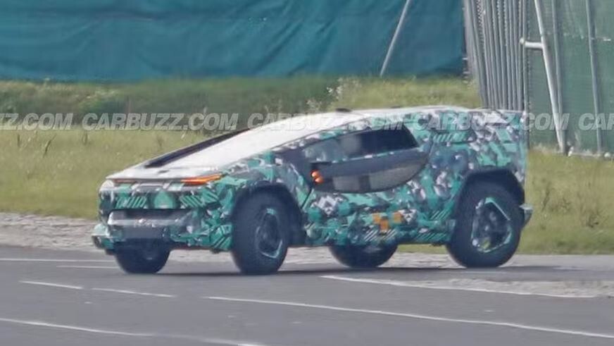 Прототип электромобиля из Саудовской Аравии попал на фото