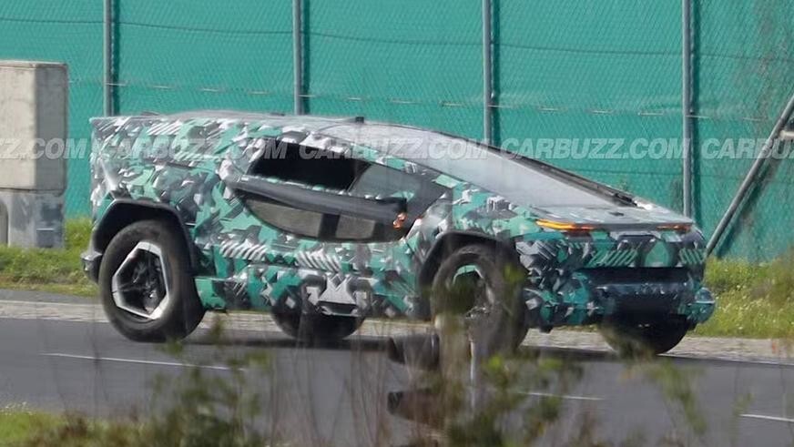 Прототип электромобиля из Саудовской Аравии попал на фото