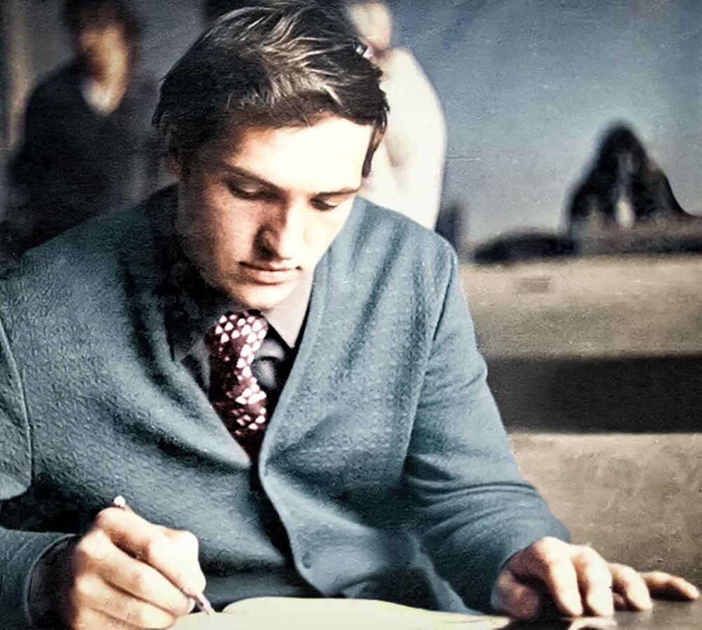 Интересная фотоподборка известных личностей СССР и мира в детстве и юности