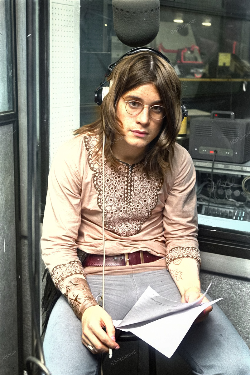 Интересная фотоподборка известных личностей СССР и мира в детстве и юности