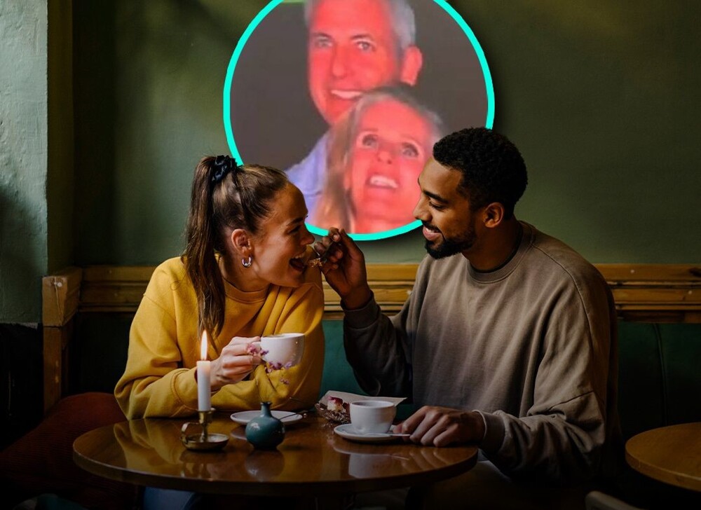 Мужчина подал в суд на ресторан, где его с любовницей сняли на видео