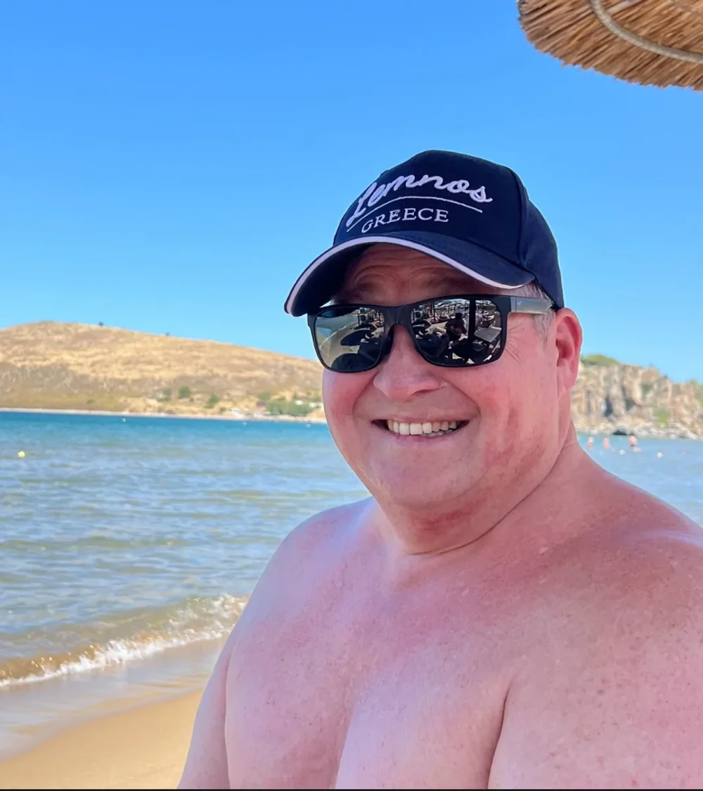 Был миллионером 15 минут: всего одно сообщение изменило жизнь мужчины