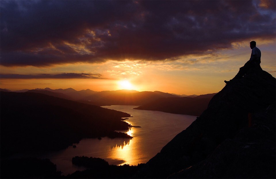 Закат над озером Loch Katerine. Фото-Джеймс Мак Гихэн