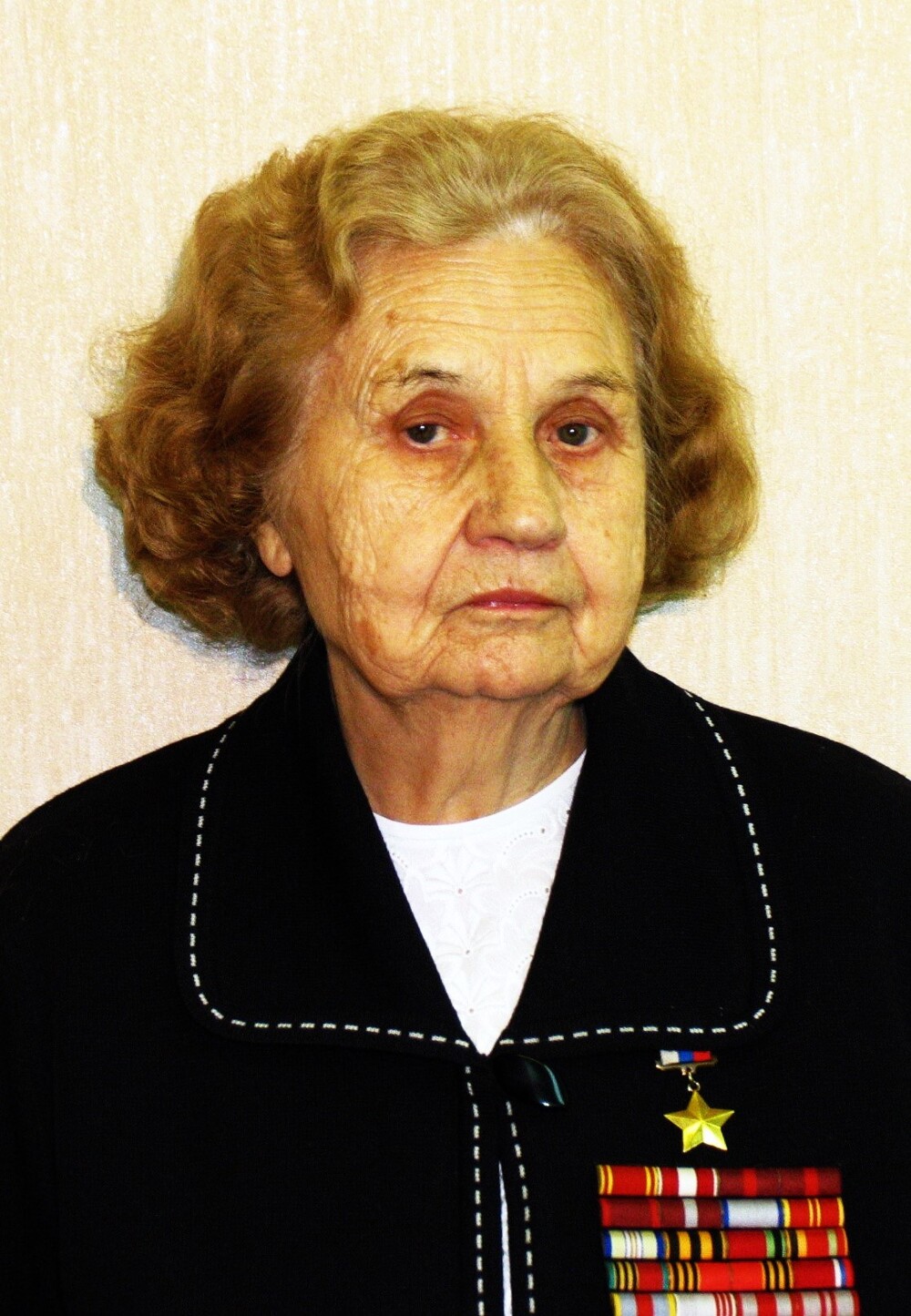 Люди из стали. Алексадндра Акимова