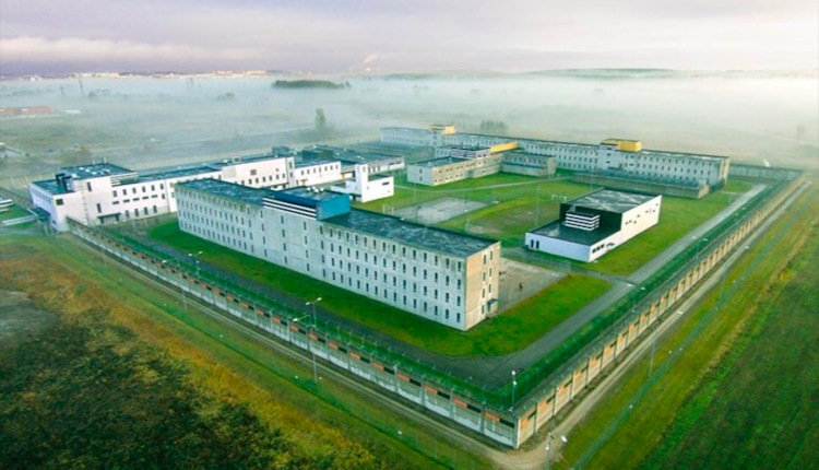 Зэки в аренду: как на Западе решают проблему перенаселения тюрем