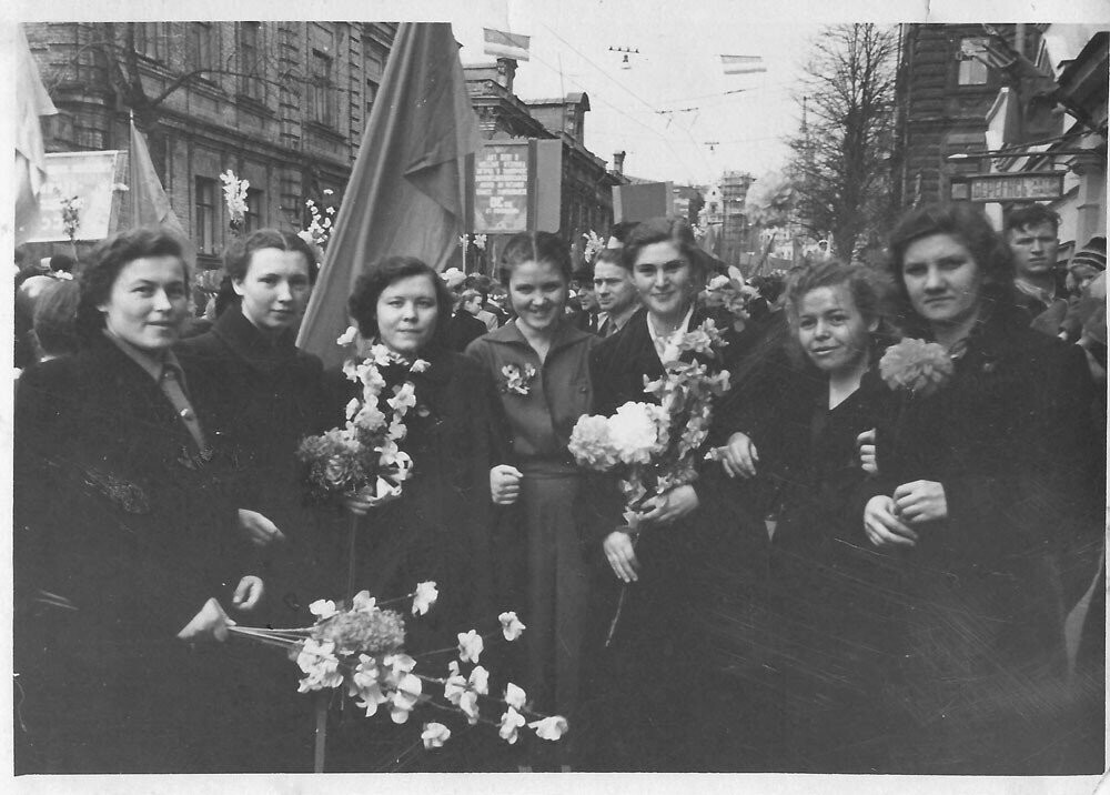 Первомайская демонстрация.