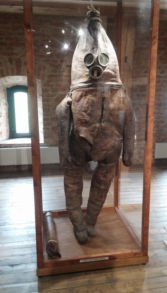 Реальные экспонаты из действующих музеев, от которых мурашки по коже: настоящая подборка ужасов