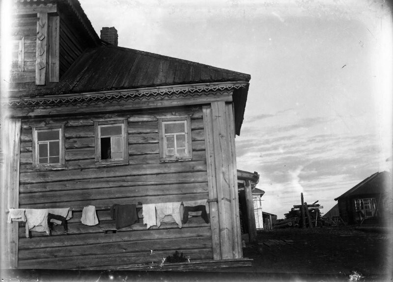 Вид крестьянской избы. Архангельская губерния, Пинежский уезд