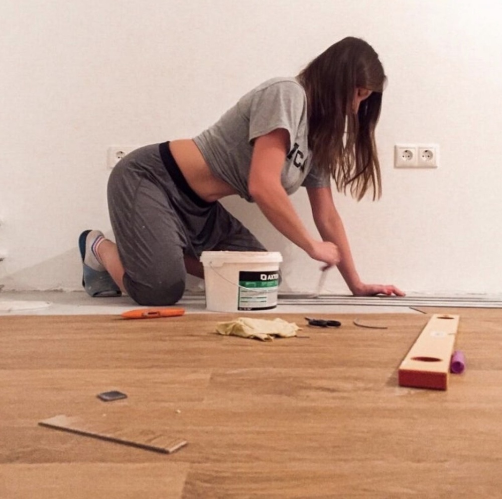 Дело спорится: клеевой кварцвинил