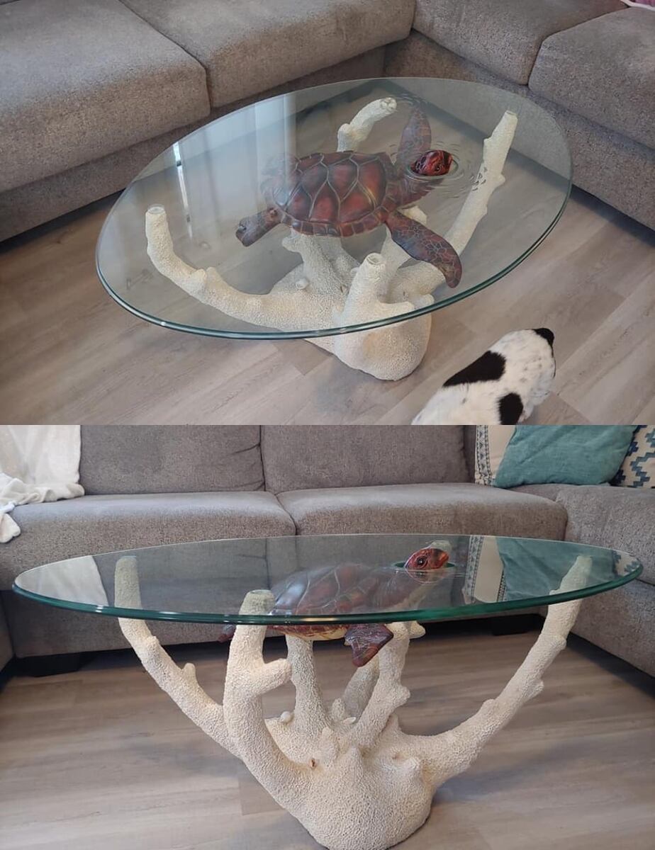 6. Журнальный столик с черепашкой