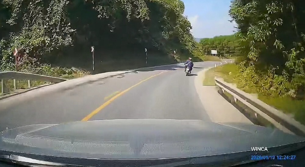 Испугался поворота?