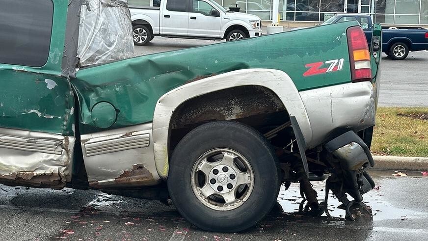 Этому Silverado место на свалке, а он до сих пор ездит по дорогам