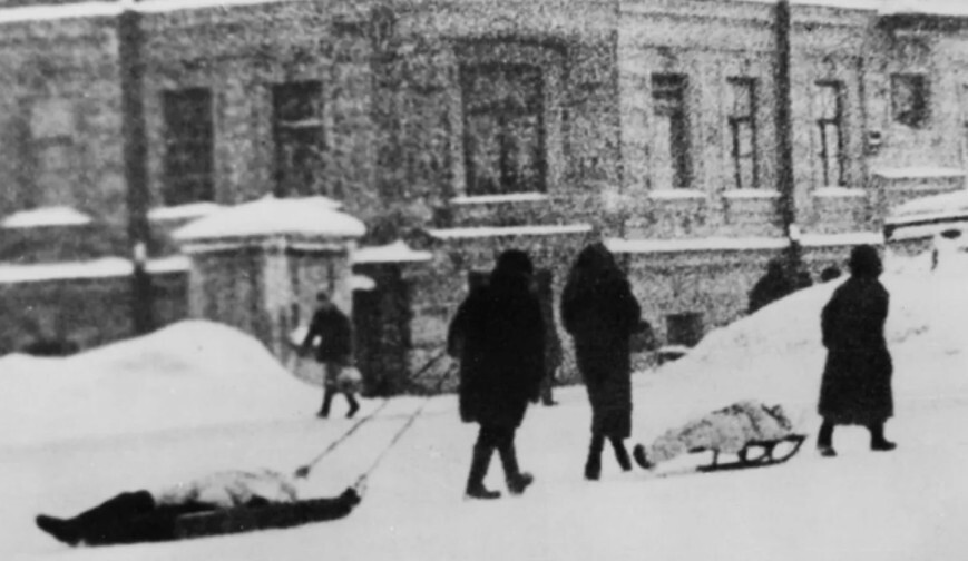 «Они шли через Неву, как на расстрел…»