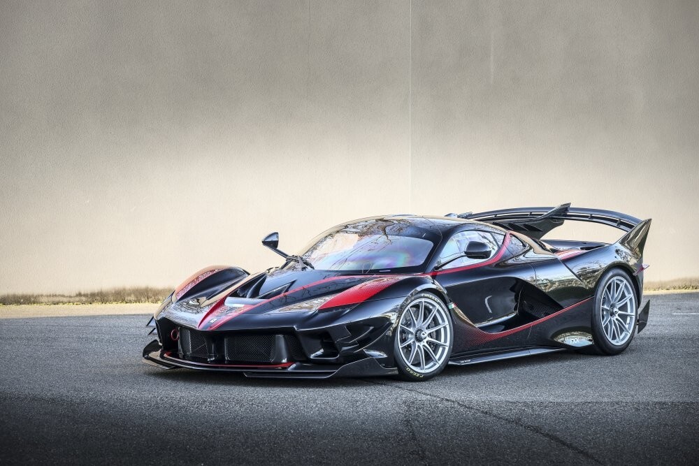 Редчайшая Ferrari FXX K Evo с пробегом менее 100 километров уйдёт с молотка