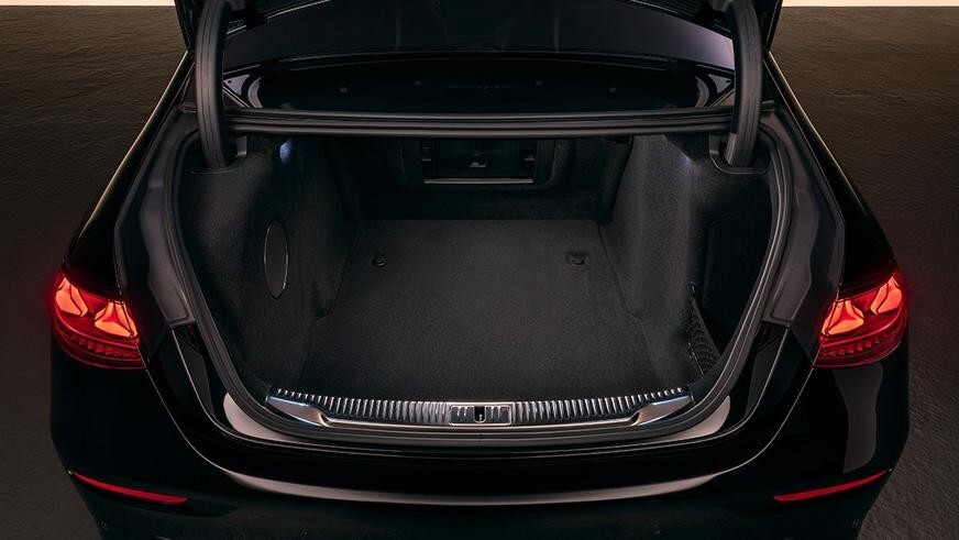 Mercedes представил обновлённый S-Class