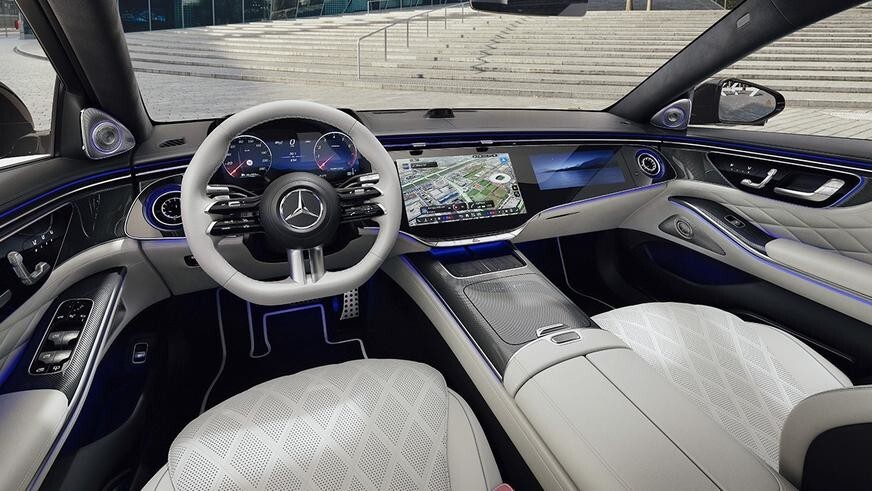 Mercedes представил обновлённый S-Class