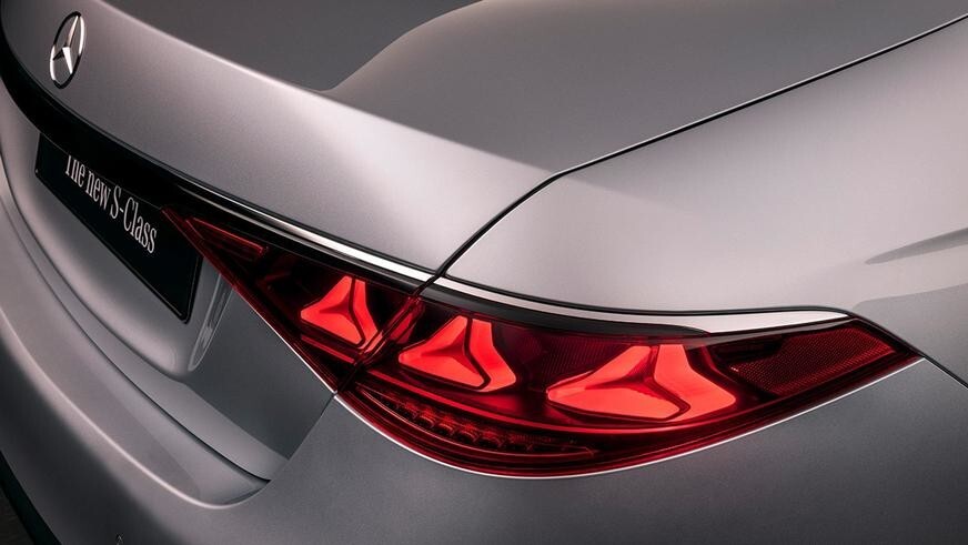 Mercedes представил обновлённый S-Class