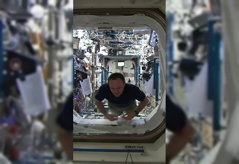 Сколько зарабатывают космонавты