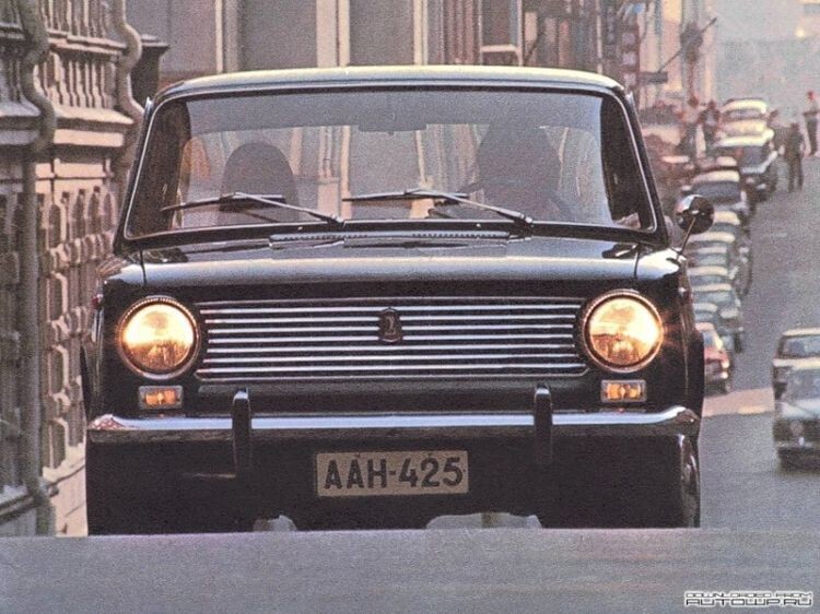 Ушедшая эпоха в рекламе автомобилей