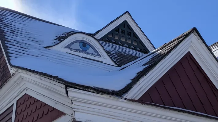 «Дом с глазом»: всевидящее око истории