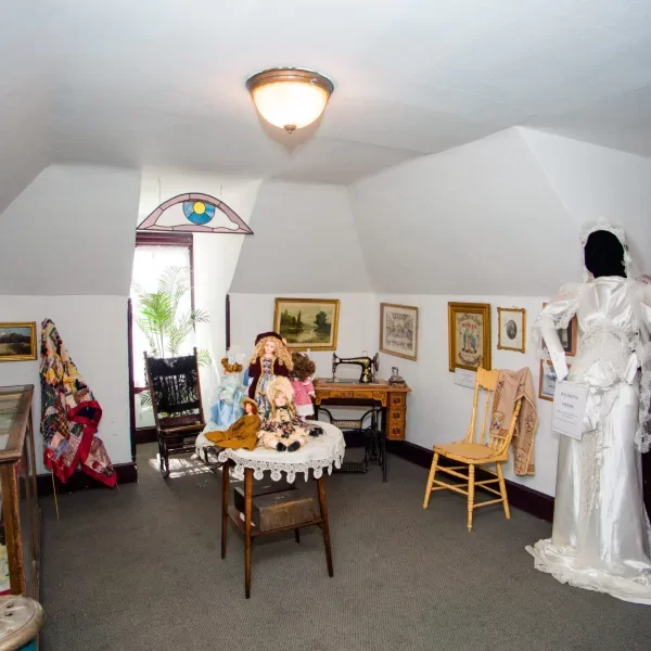 «Дом с глазом»: всевидящее око истории