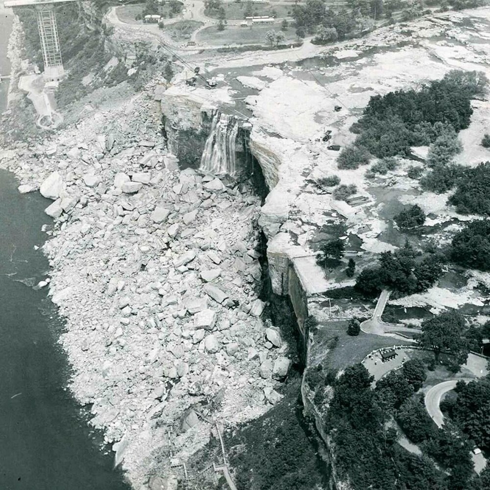 15. Ниагарский водопад без воды в 1969 году