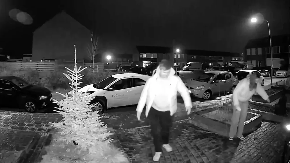 Слишком скользко, чтобы добраться домой: ледяной хаос