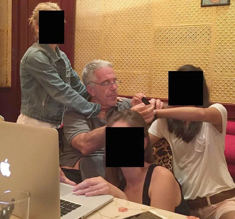 Гладиаторы Эпштейна: вечный инструмент власти